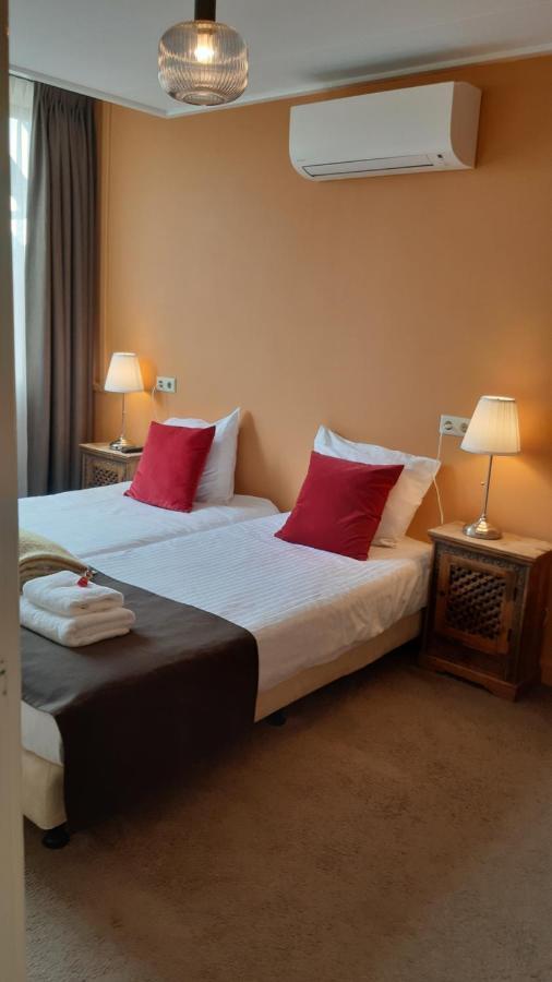 Hotel Stedswal スローテン エクステリア 写真