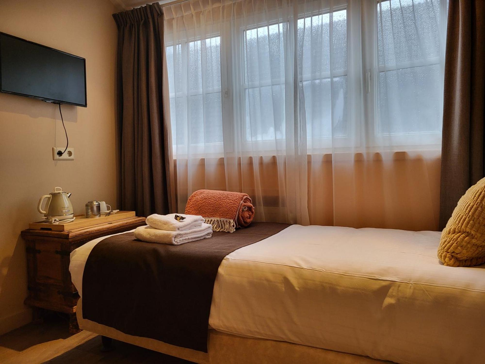 Hotel Stedswal スローテン エクステリア 写真